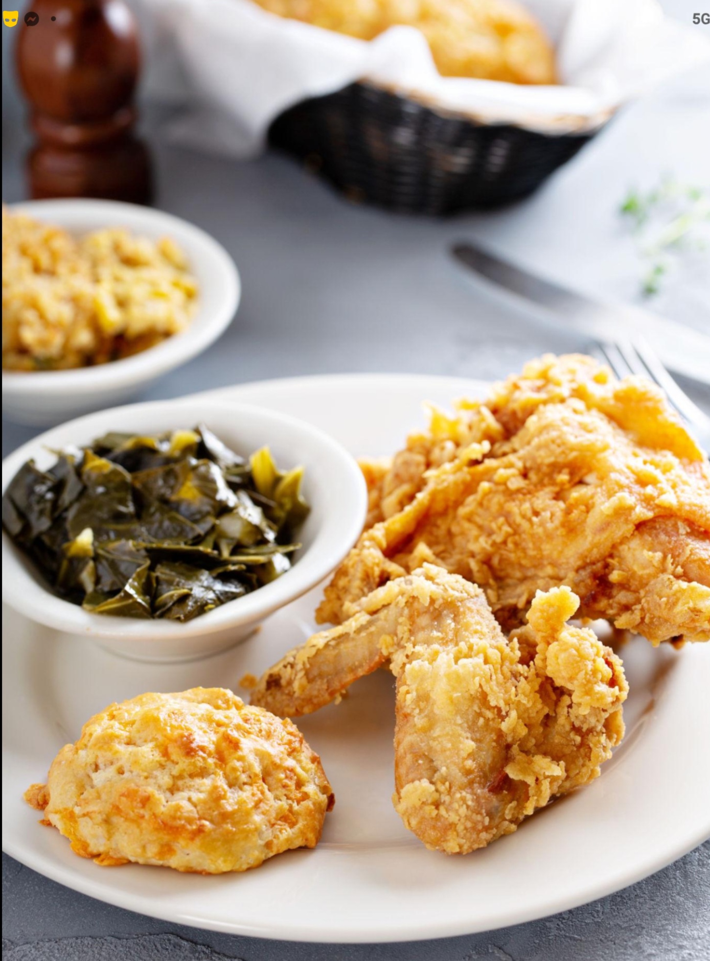 Fried Chicken & Fixin's